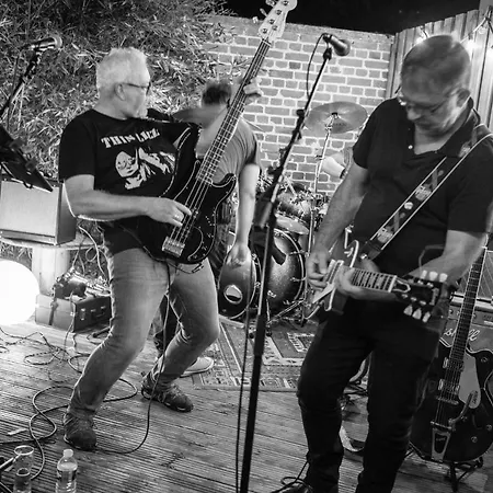 La Caroline Hotel 2*